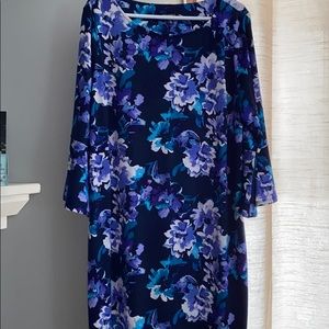Floral 1/4 sleeve dress